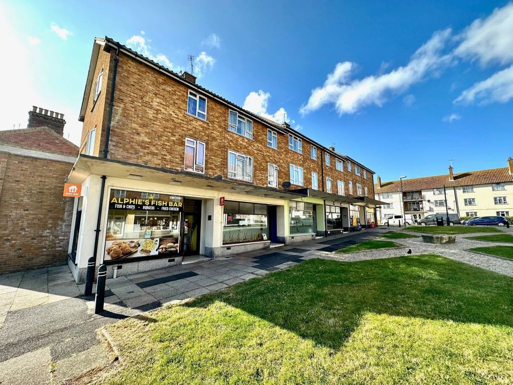 3 bed flat for sale in 19 Gordon Row, Weymouth, Dorset DT4, £75,000