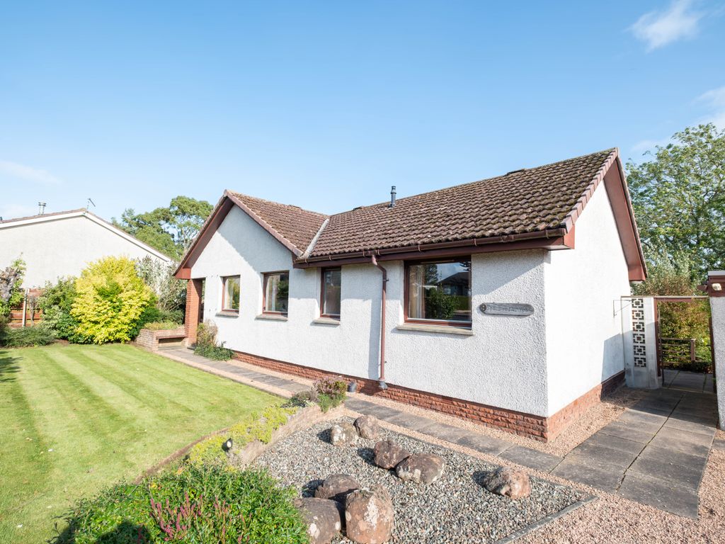 4 bed bungalow for sale in Balgove Avenue, Newport-On-Tay, Fife DD6, £275,000