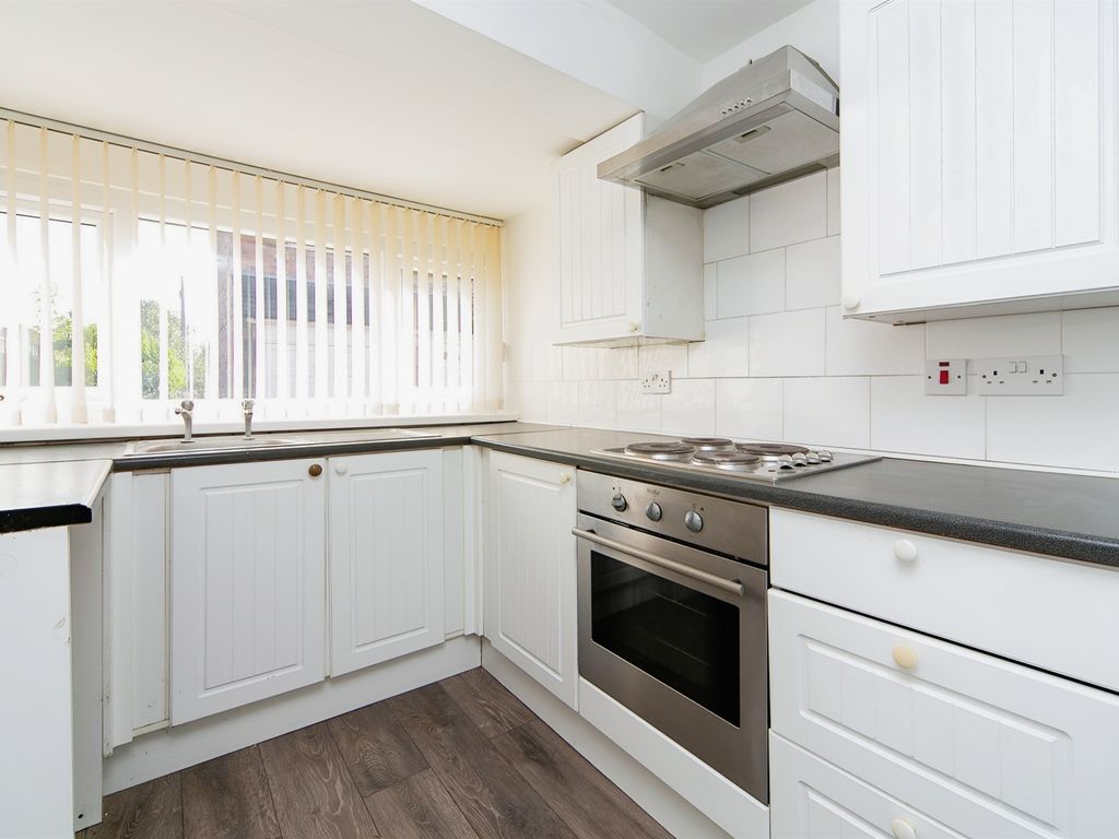 2 bed property for sale in Marsh Lane, Elton, Chester CH2, £140,000