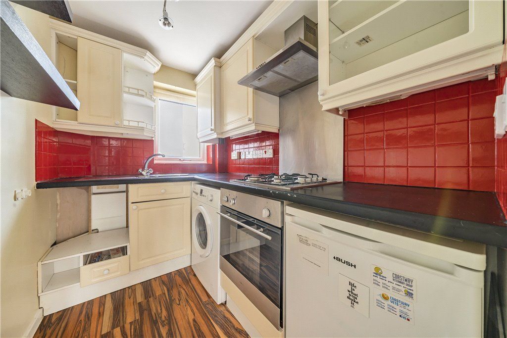 1 bed flat for sale in The Strand, Brighton Marina Village, Brighton BN2, £280,000