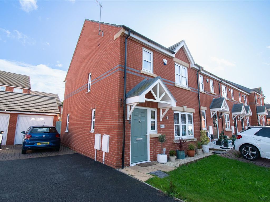 3 bed end terrace house for sale in Clayton Ley Close, Alfreton DE55, £220,000