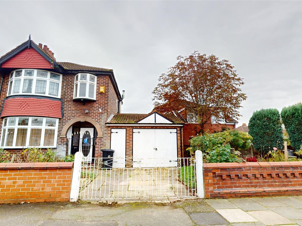 3 bed semi-detached house for sale in Stuart Road, Stretford, Manchester M32, £250,000