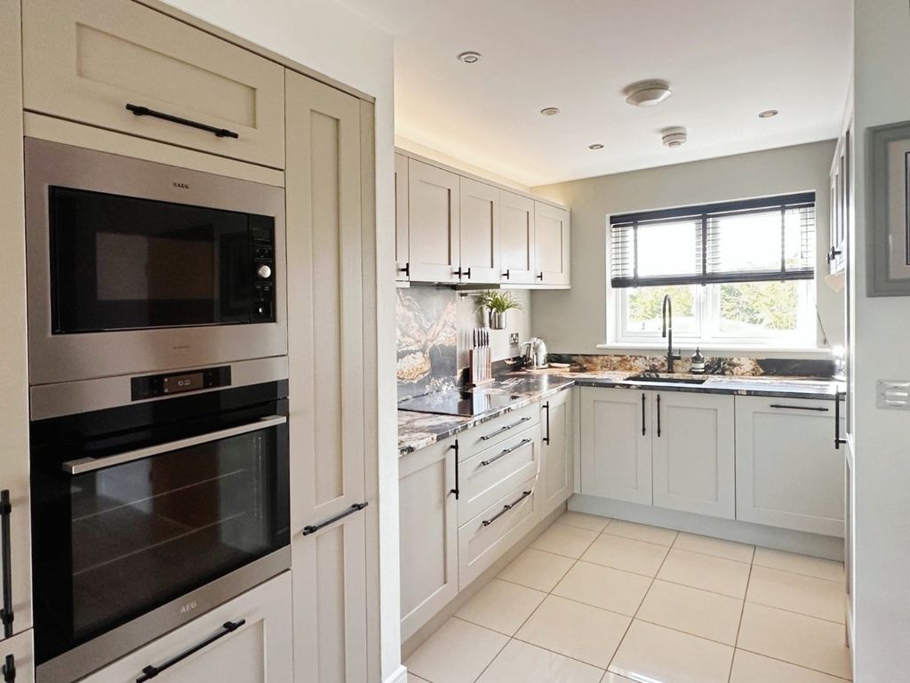 3 bed semi-detached house for sale in Oak Crescent, Chilton, Ferryhill, Durham DL17, £159,950