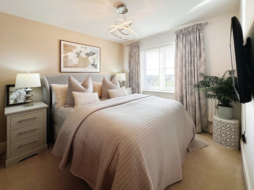 3 bed semi-detached house for sale in Oak Crescent, Chilton, Ferryhill, Durham DL17, £159,950