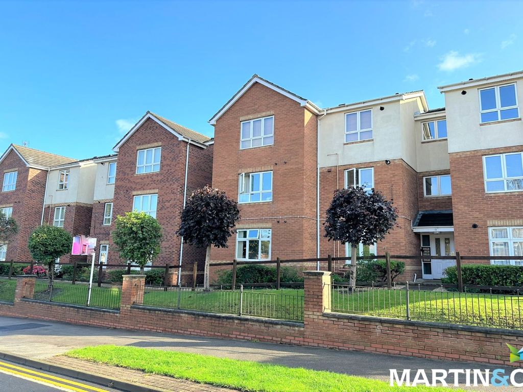 2 bed flat for sale in Farrier Way, Robin Hood, Wakefield, West Yorkshire WF3, £125,000