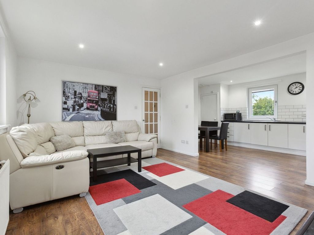 4 bed flat for sale in Stuart Crescent, Corstorphine, Edinburgh EH12, £239,995