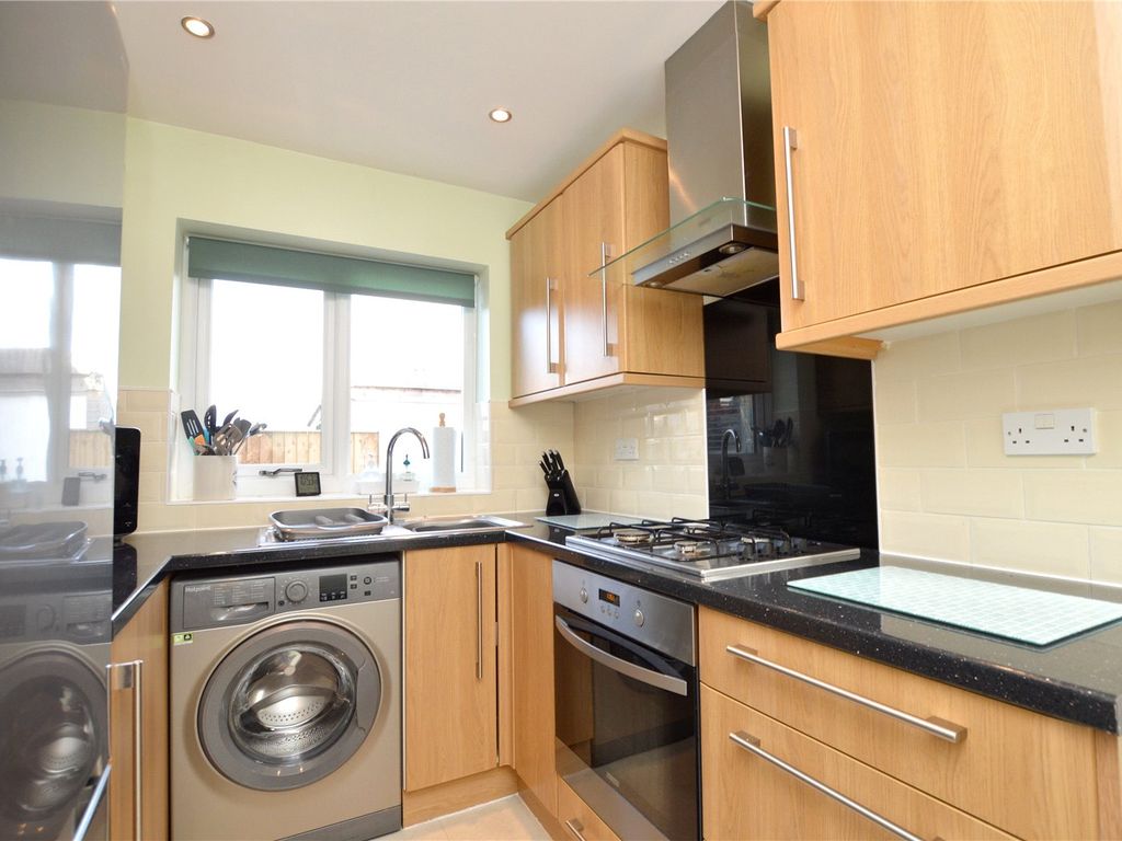 3 bed detached house for sale in Carr Wood Close, Calverley, Pudsey LS28, £320,000