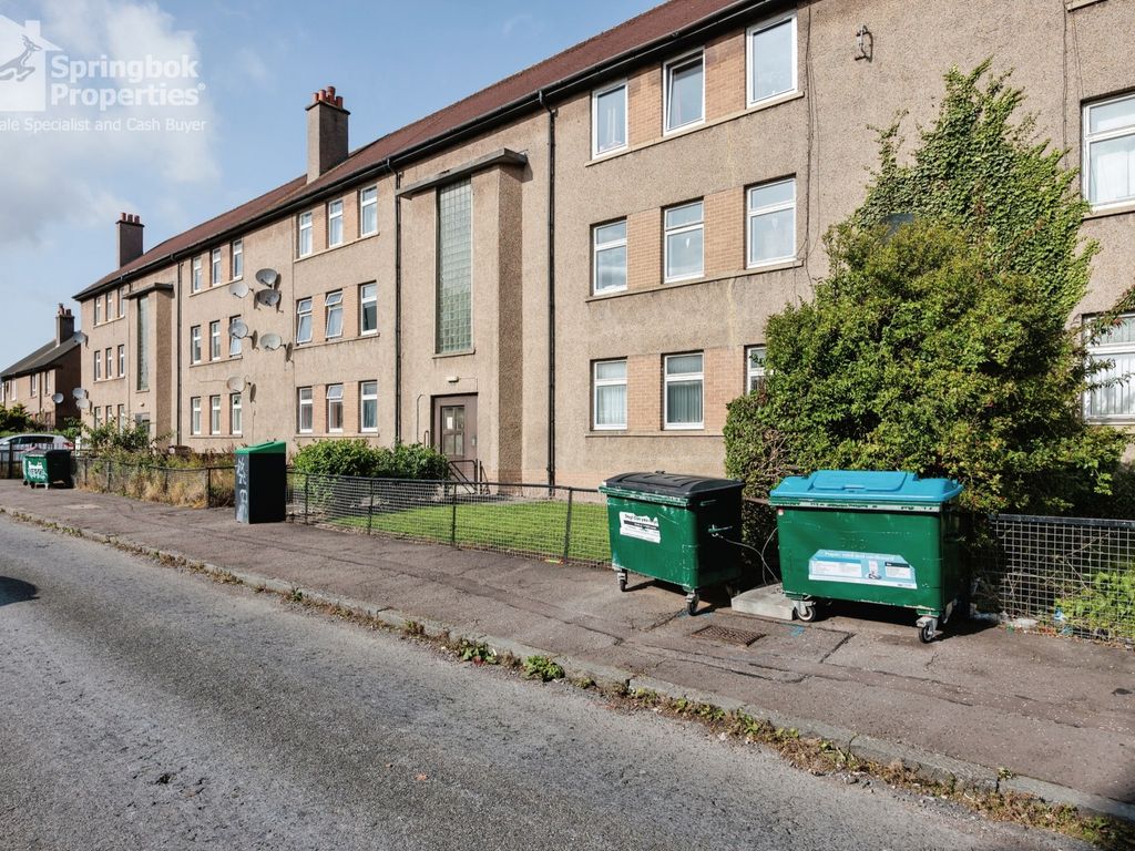 2 bed flat for sale in Ballantrae Road, Dundee, Angus DD4, £60,000