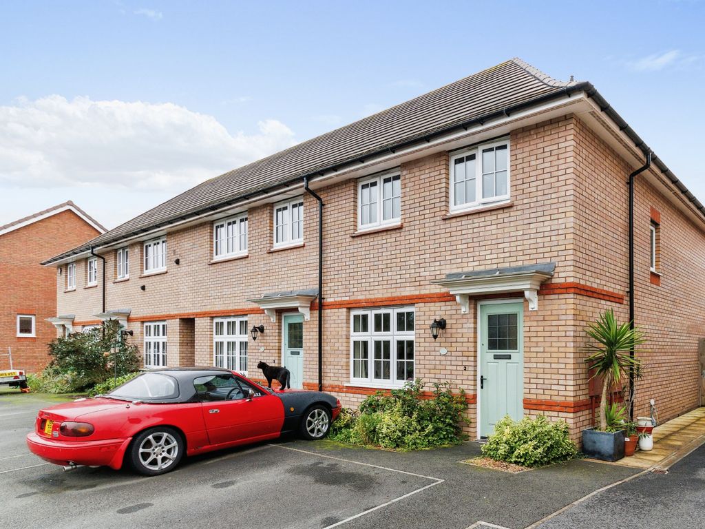 3 bed end terrace house for sale in Cranesbill Way, Newton Abbot TQ12, £280,000