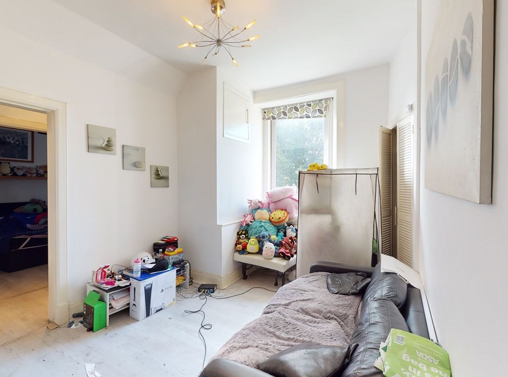 1 bed flat for sale in Portobello High Street, Edinburgh EH15, £139,995