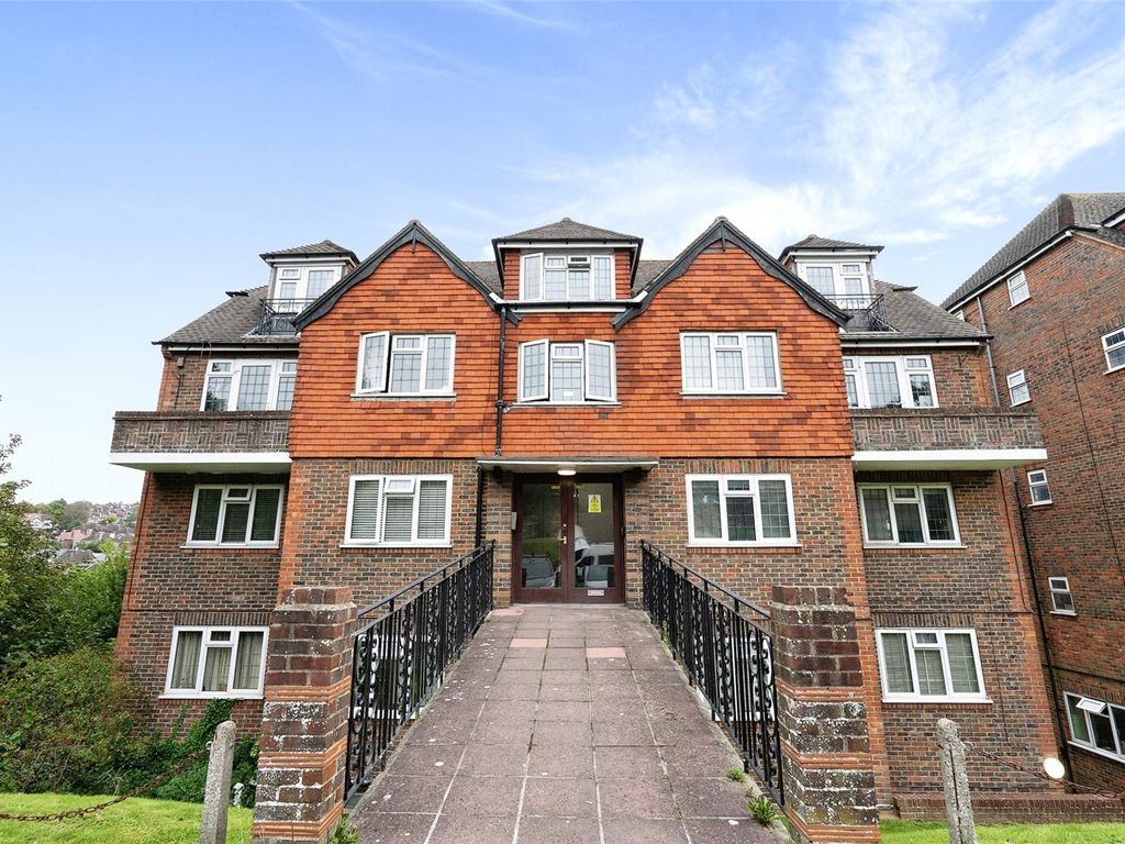 1 bed flat for sale in Nevill Road, Hove, East Sussex BN3, £260,000