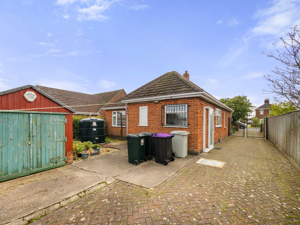 2 bed detached bungalow for sale in Horbling Lane, Stickney, Boston PE22, £180,000