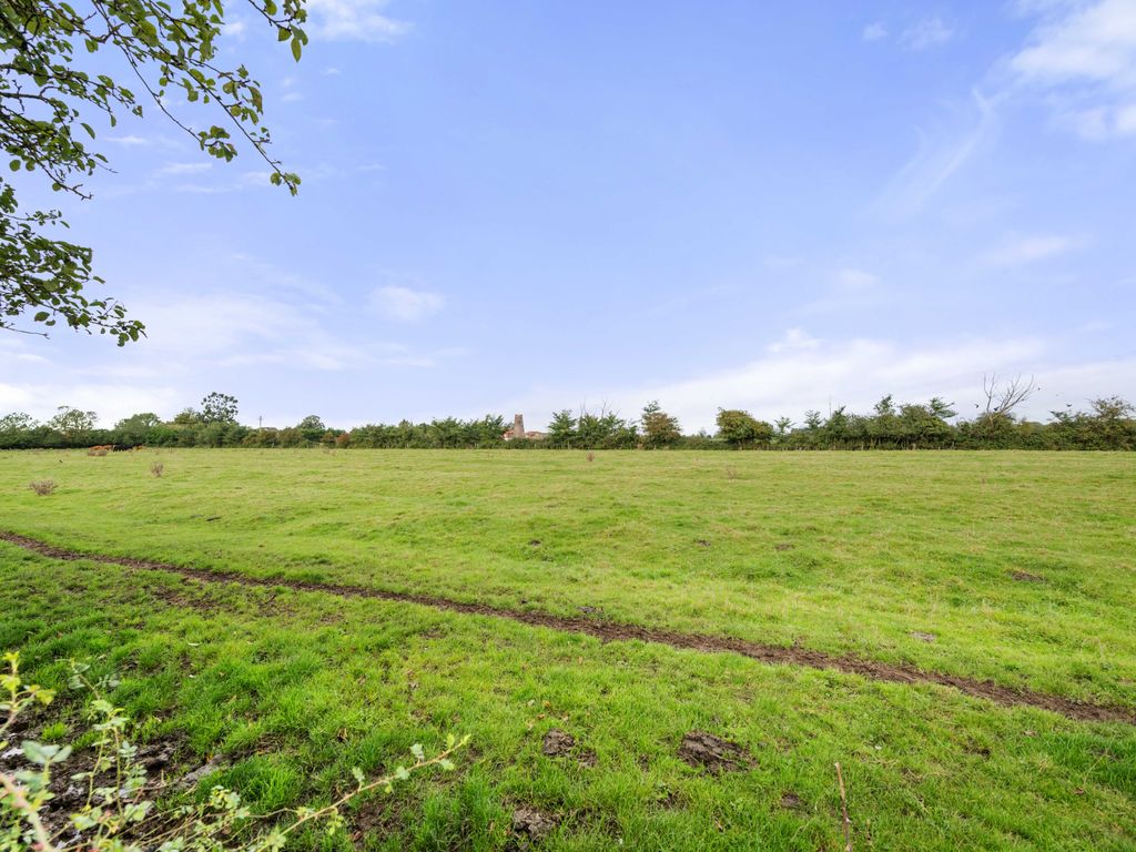 2 bed detached bungalow for sale in Horbling Lane, Stickney, Boston PE22, £180,000