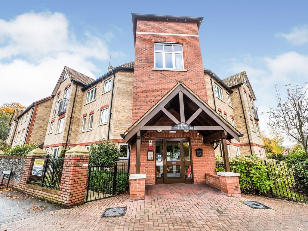 1 bed flat for sale in Hanbury Court, Thetford IP24, £100,000