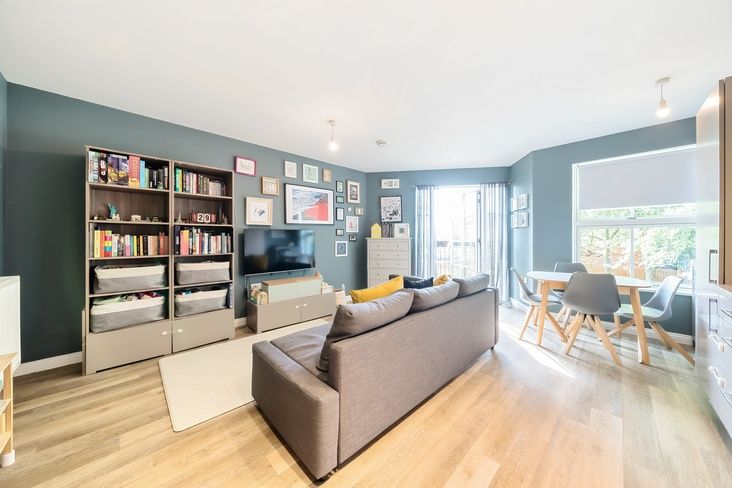 1 bed flat for sale in Cherry Blossom Court, Chiswick, Greater London W4, £184,500