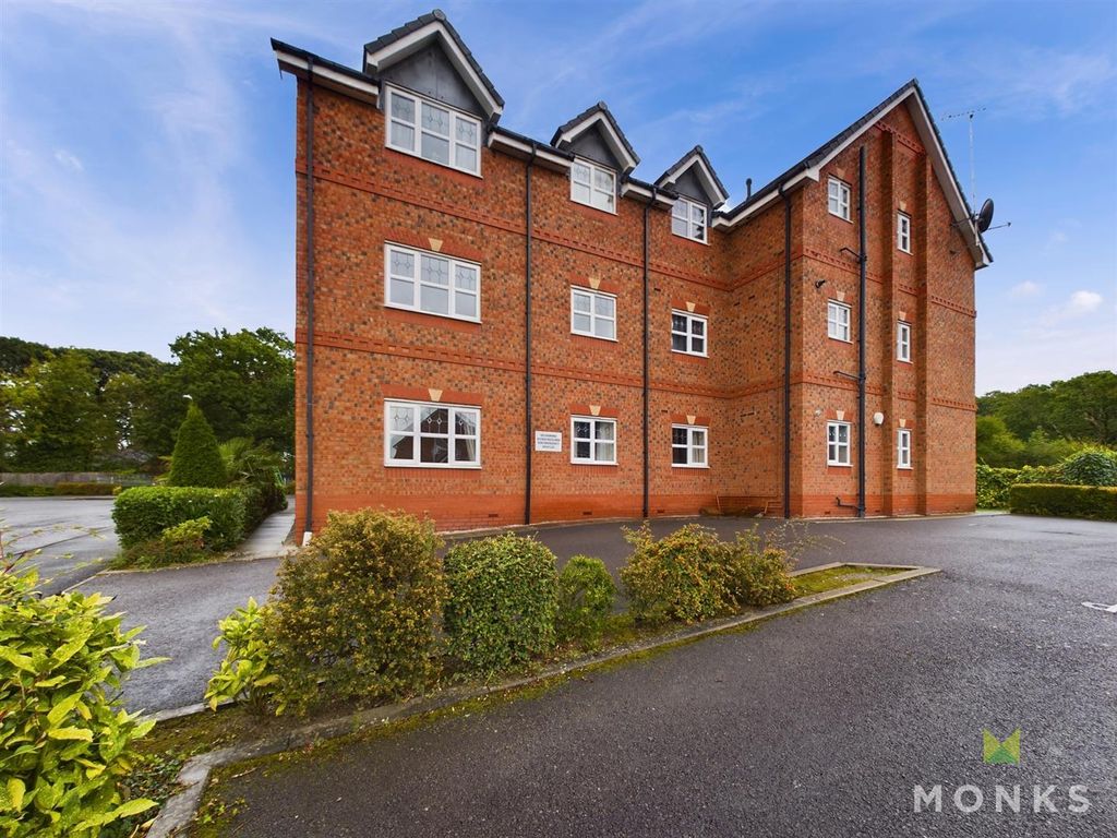 2 bed flat for sale in Battlefield Court, Shrewsbury SY1, £157,500