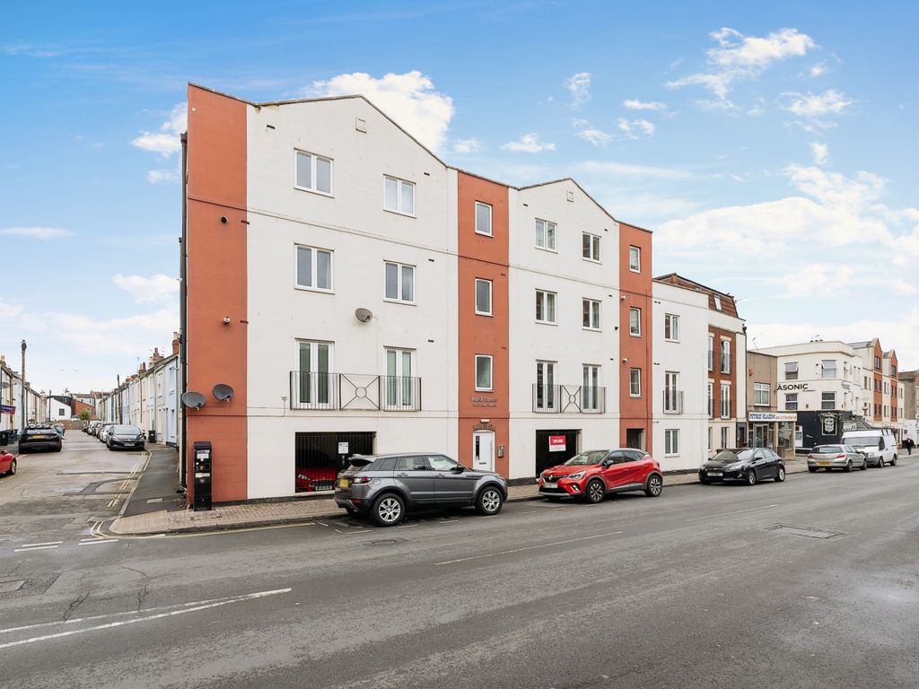 1 bed flat for sale in North Street, Bedminster, Bristol, Somerset BS3, £190,000