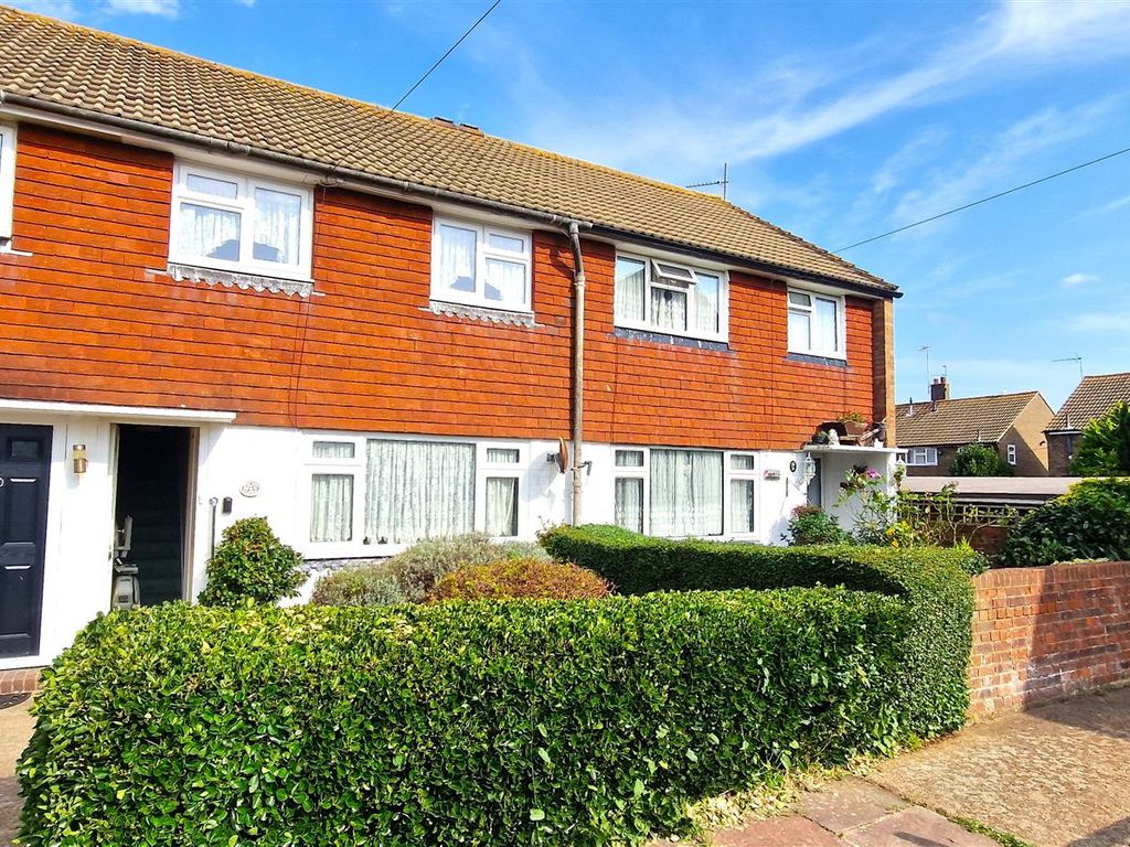 2 bed terraced house for sale in Elsted Close, Eastbourne BN22, £240,000