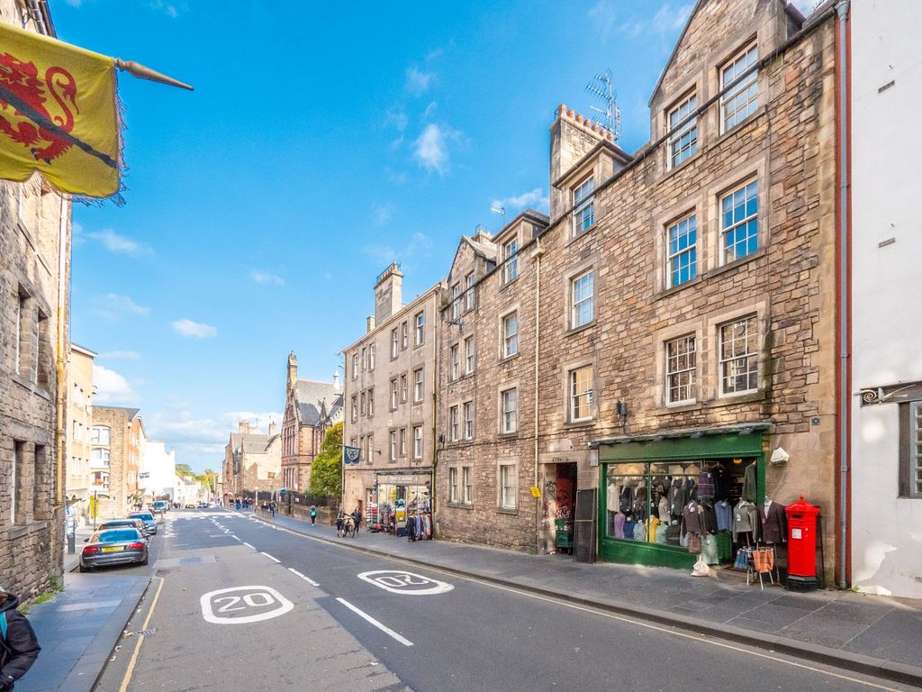 2 bed flat for sale in 1/1 Bulls Close, 100 Canongate, Old Town, Edinburgh EH8, £250,000