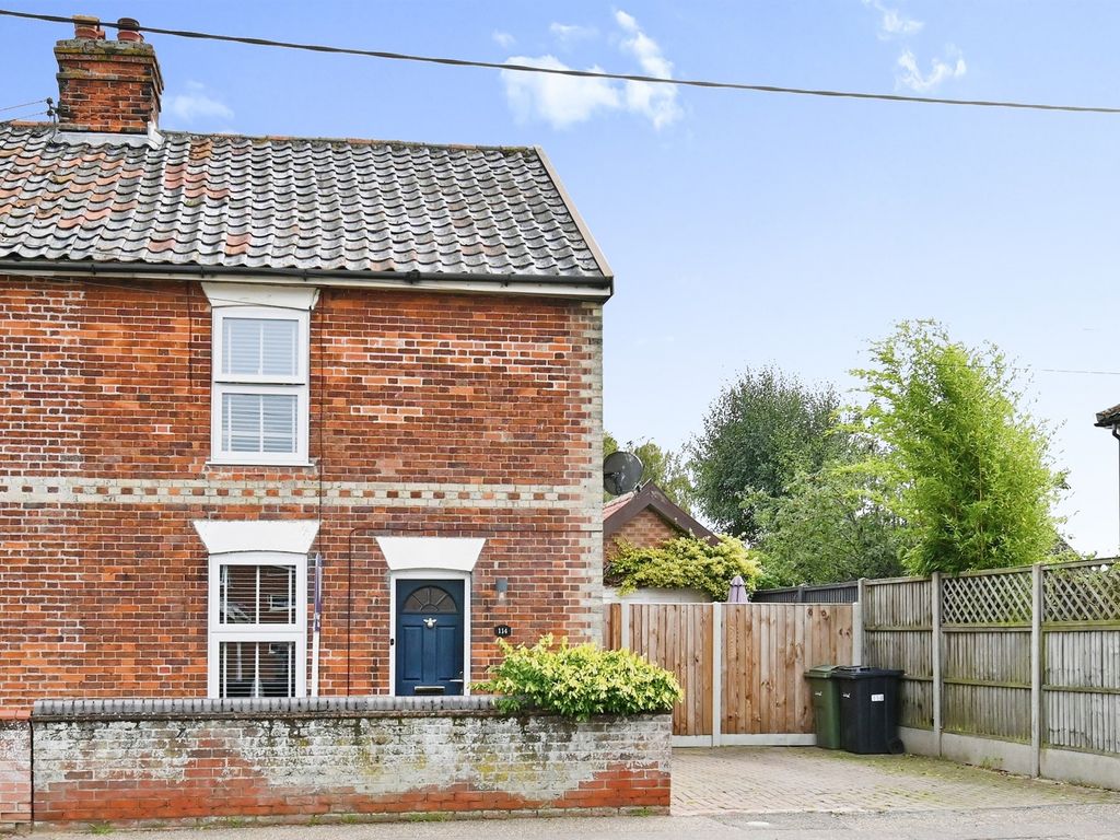 2 bed semi-detached house for sale in Shelfanger Road, Diss IP22, £209,995