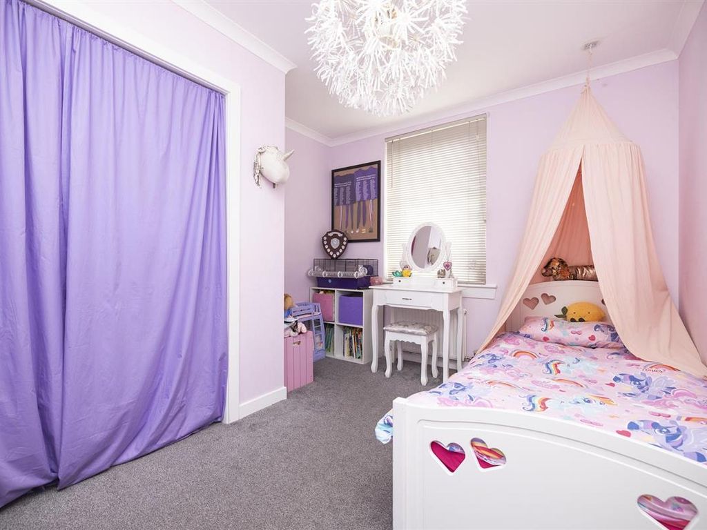 3 bed flat for sale in 114 Birkenside, Gorebridge EH23, £155,000