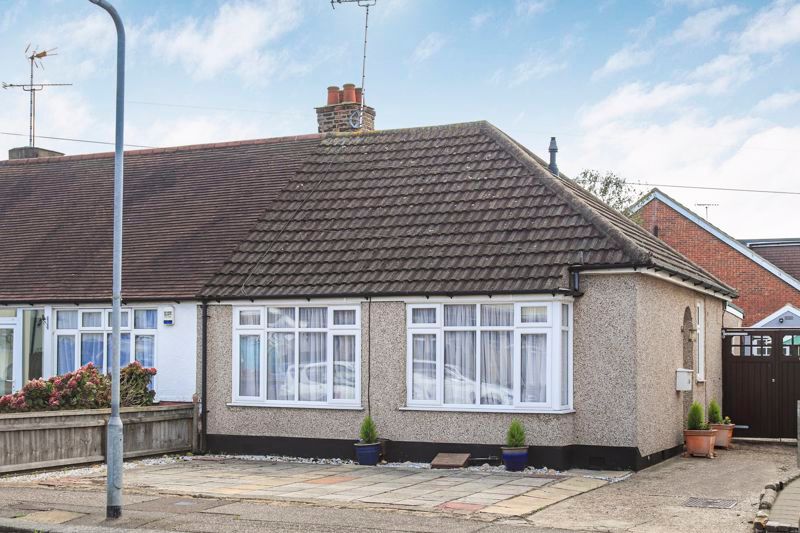 2 bed semi-detached bungalow for sale in Rylands Road, Southend-On-Sea SS2, £325,000