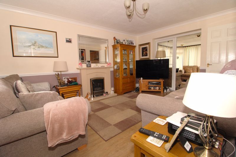 3 bed link-detached house for sale in Old Oak Close, Aldridge WS9, £244,500