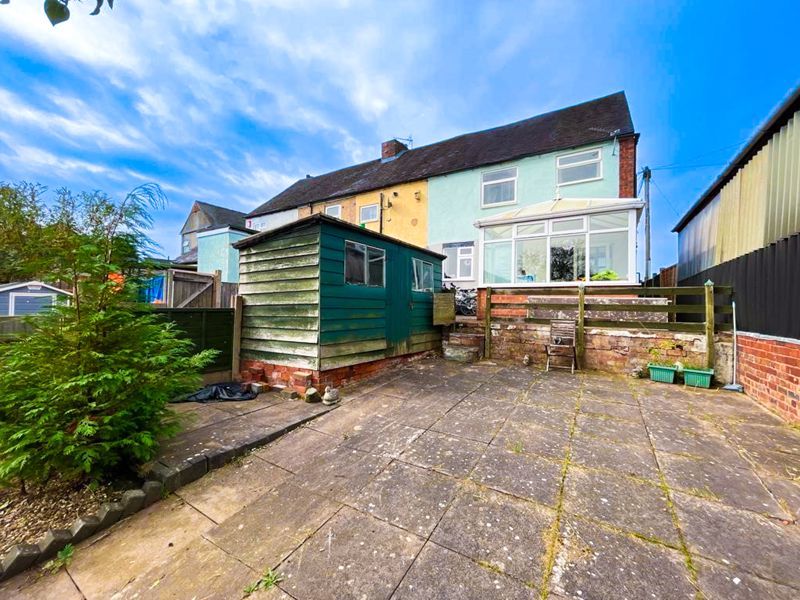 3 bed end terrace house for sale in High Street, 152334 WS7, £114,000