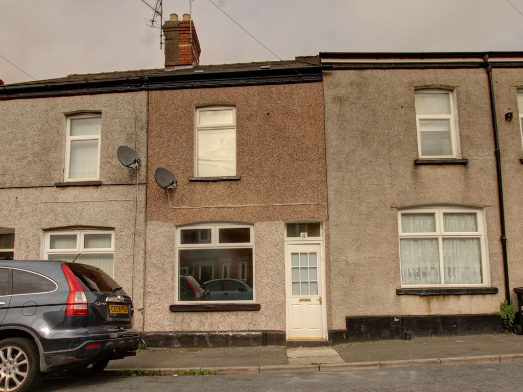 2 bed terraced house for sale in Clarence Street, Newport NP20, £130,000