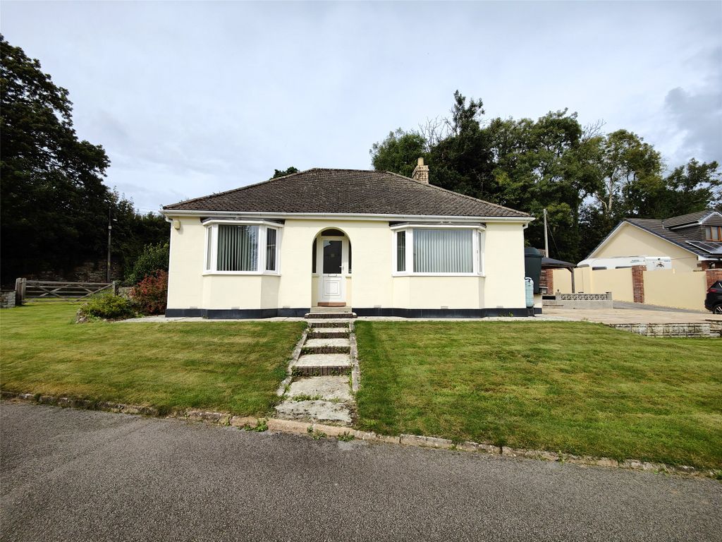 3 bed detached bungalow for sale in Halgavor Road, Bodmin, Cornwall PL31, £234,500