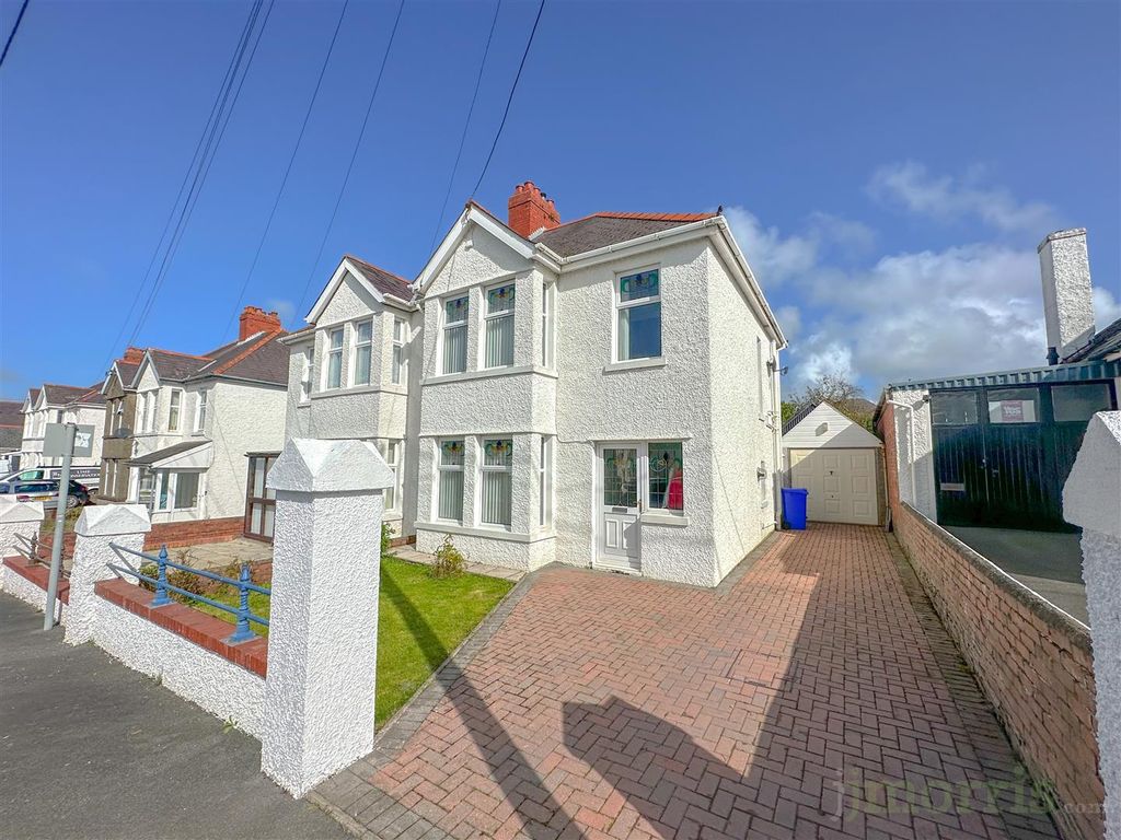 3 bed semi-detached house for sale in Feidrhenffordd, Cardigan SA43, £249,950