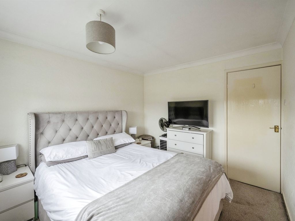 2 bed end terrace house for sale in Elizabeth Avenue, Kirk Sandall, Doncaster DN3, £140,000