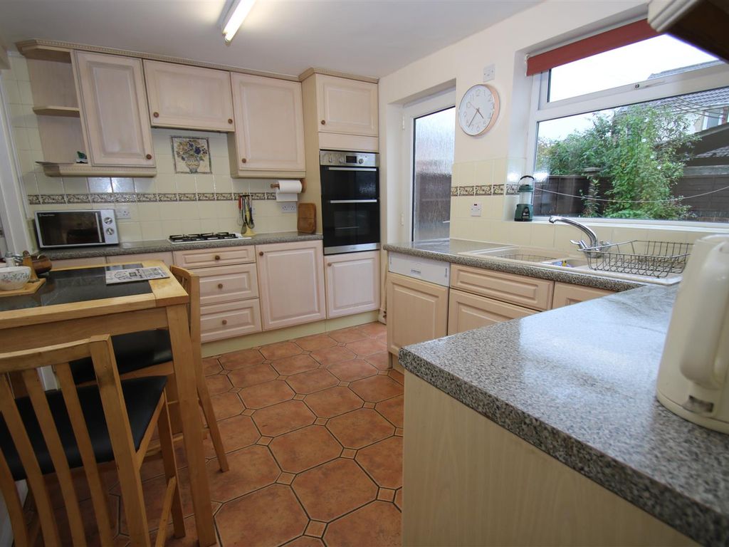3 bed property for sale in Chantry Gardens, Southwick, Trowbridge BA14, £250,000
