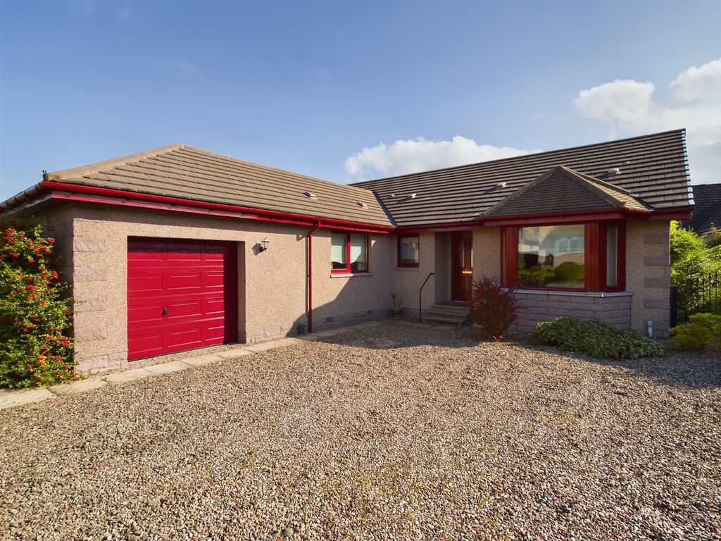 3 bed detached house for sale in 24 Albert Street, Alyth, Perthshire PH11, £269,500