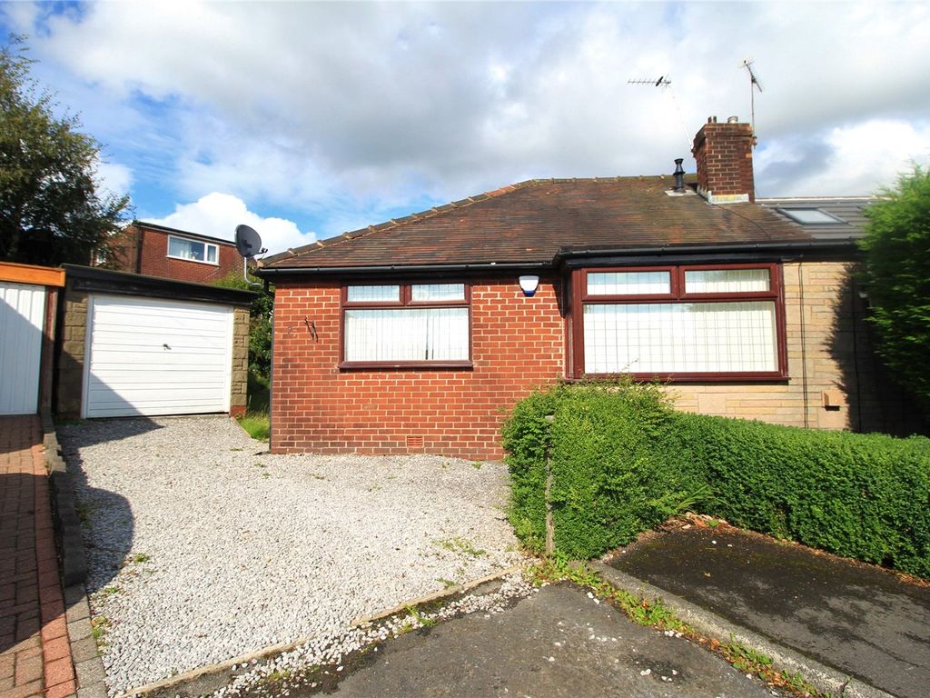2 bed bungalow for sale in Norwood Close, Shaw, Oldham, Greater Manchester OL2, £240,000