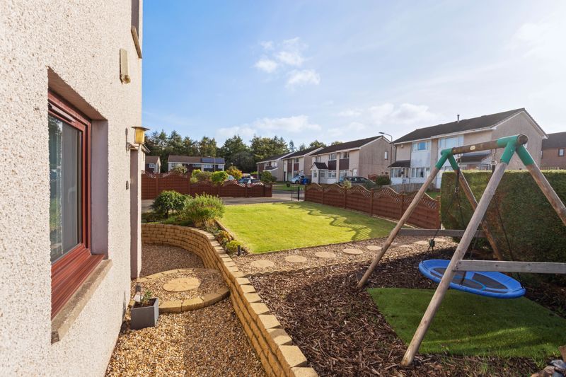 3 bed property for sale in Ogilvie Way, Livingston EH54, £190,000