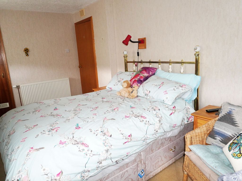 2 bed terraced house for sale in Capelrig Drive, Calderwood, East Kilbride G74, £102,000