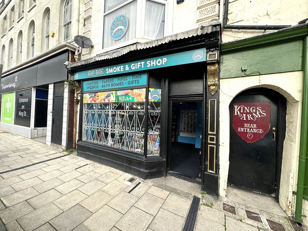 Retail premises for sale in Queen Street, Bridlington YO15, £135,000