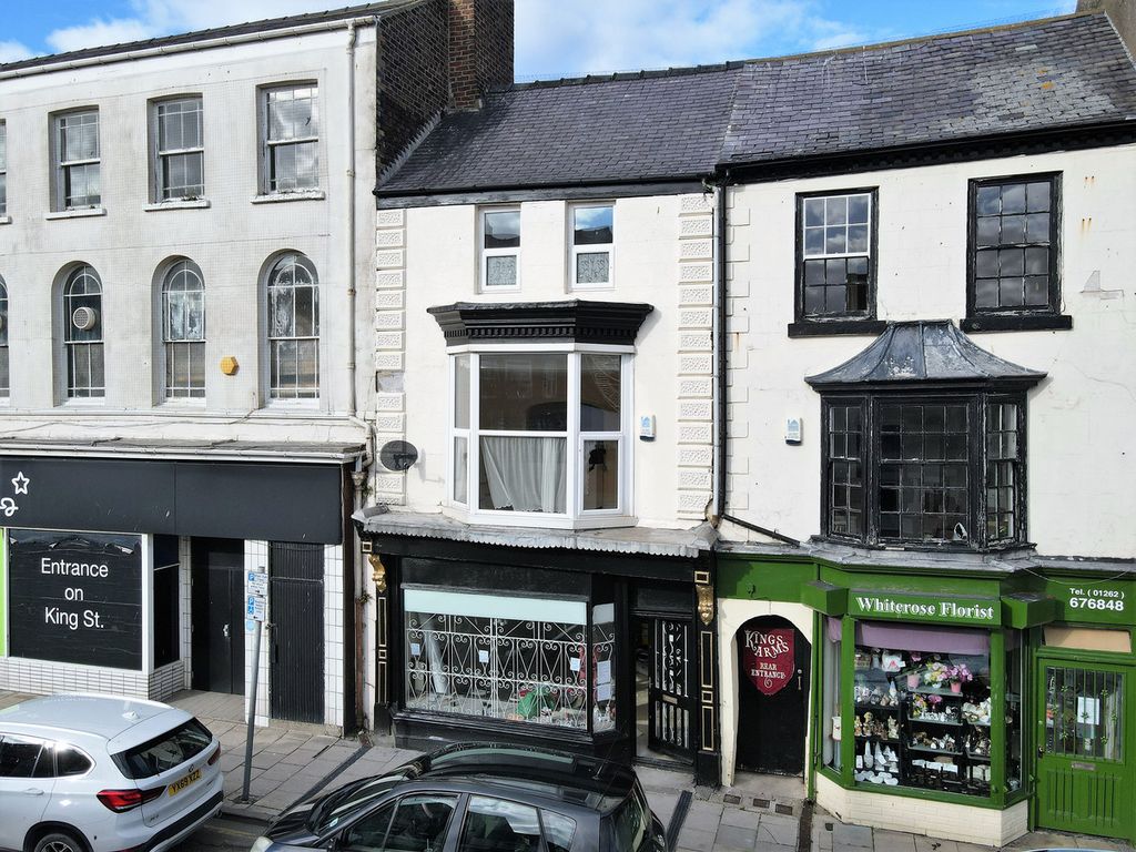 Retail premises for sale in Queen Street, Bridlington YO15, £135,000