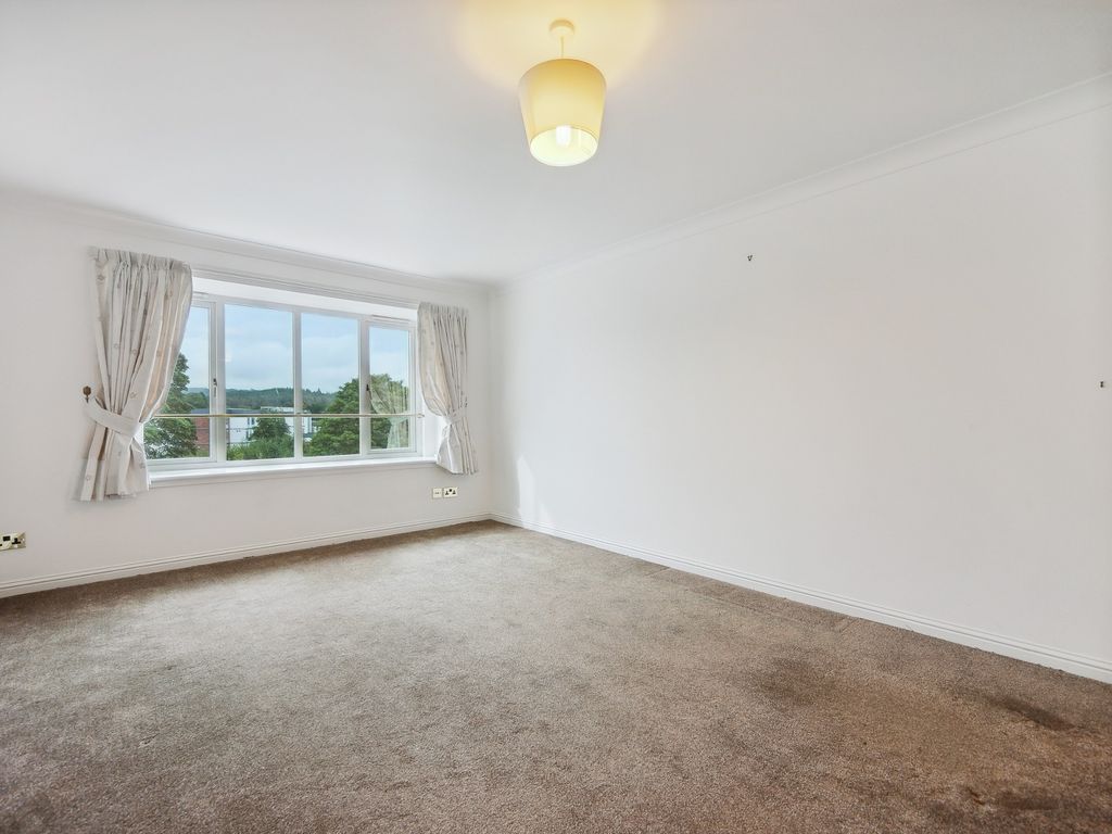 2 bed flat for sale in Beechwood Gardens, Stirling, Stirlingshire FK8, £205,000