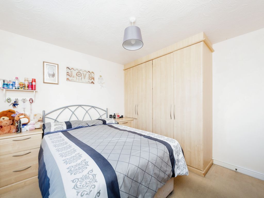 2 bed flat for sale in Rhodfa Cowlyd, Prestatyn, Denbighshire LL19, £110,000