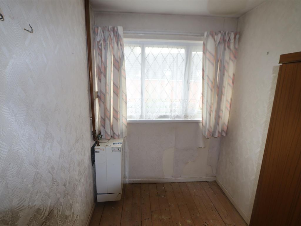 3 bed terraced house for sale in Norfolk Grove, Great Wyrley, Walsall WS6, £135,000