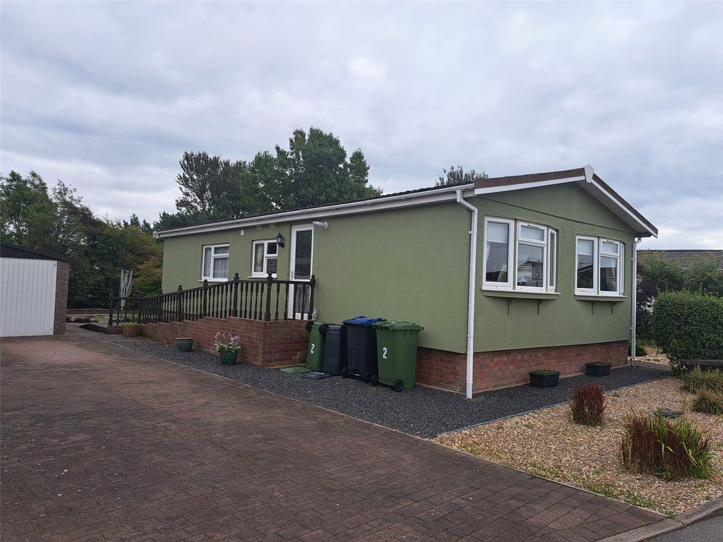 2 bed mobile/park home for sale in Meadow View Park, Skinburness Drive, Silloth, Wigton CA7, £135,000