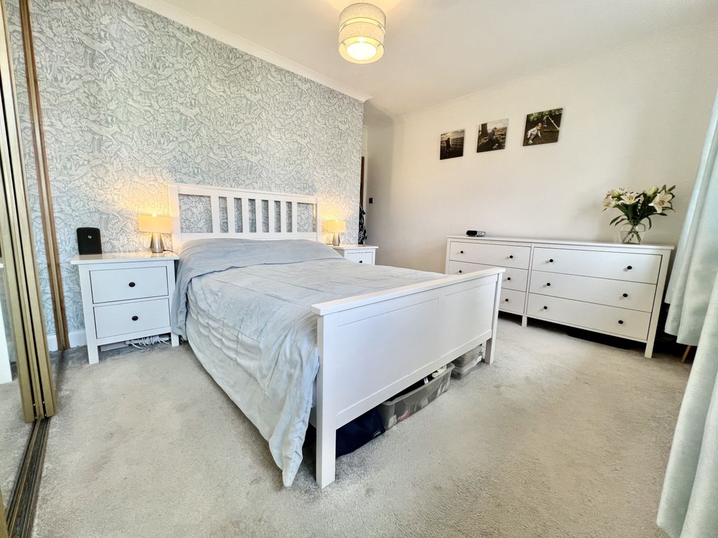 3 bed semi-detached house for sale in Braehead Avenue, Lochwinnoch PA12, £169,995