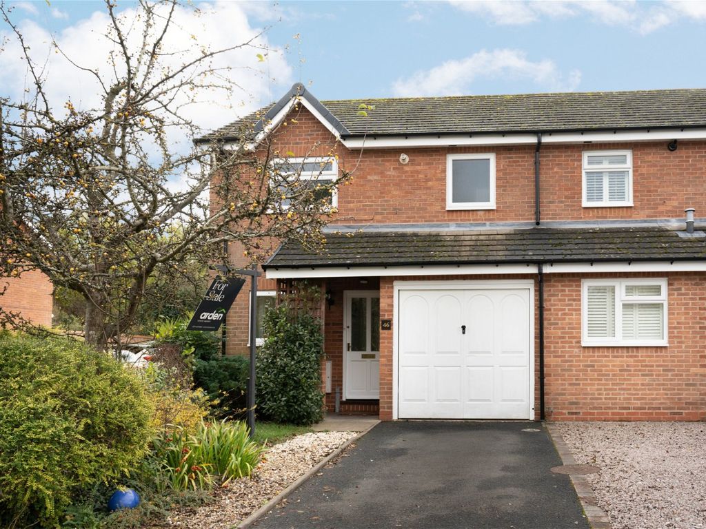 3 bed semi-detached house for sale in Bear Hill Drive, Alvechurch B48, £300,000