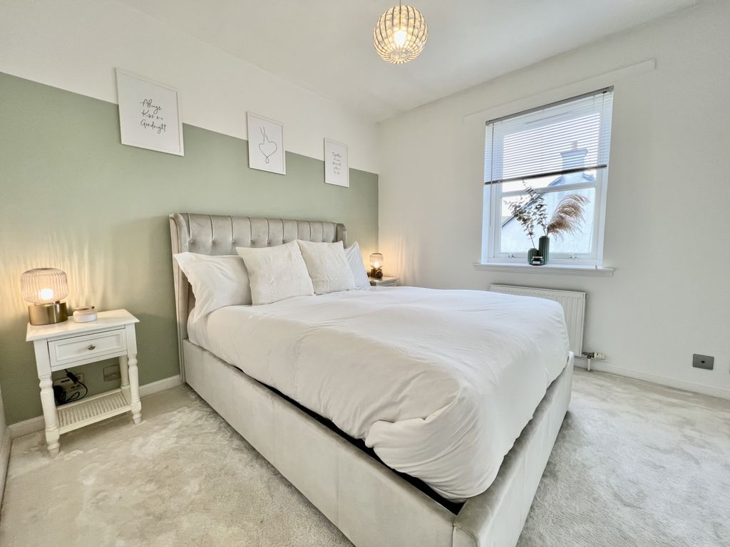 2 bed terraced house for sale in Kirklands, Renfrew PA4, £149,995