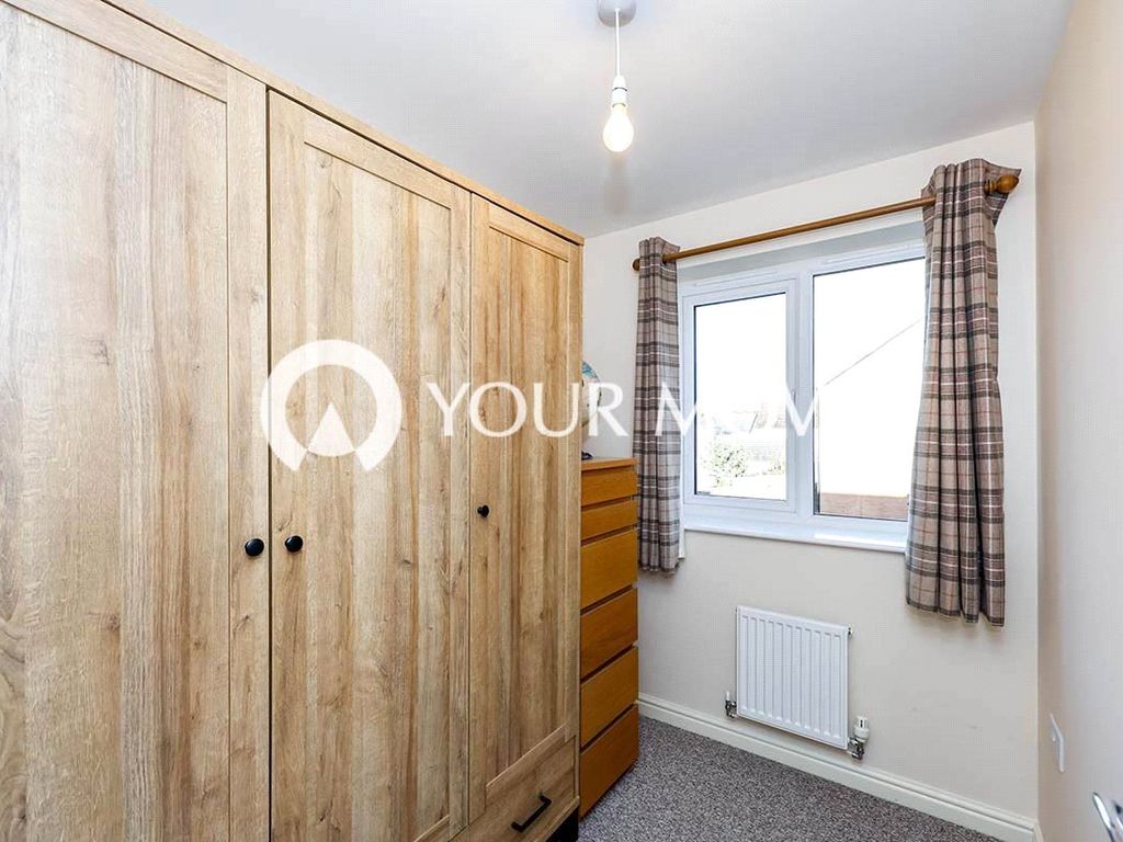 3 bed detached house for sale in Glaramara Drive, Carlisle, Cumbria CA2, £177,500