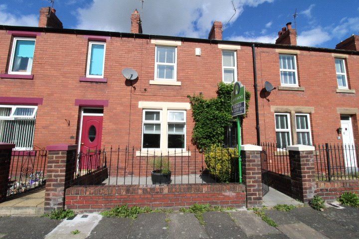 3 bed terraced house for sale in Freer Street, Carlisle, Cumbria CA2, £135,000
