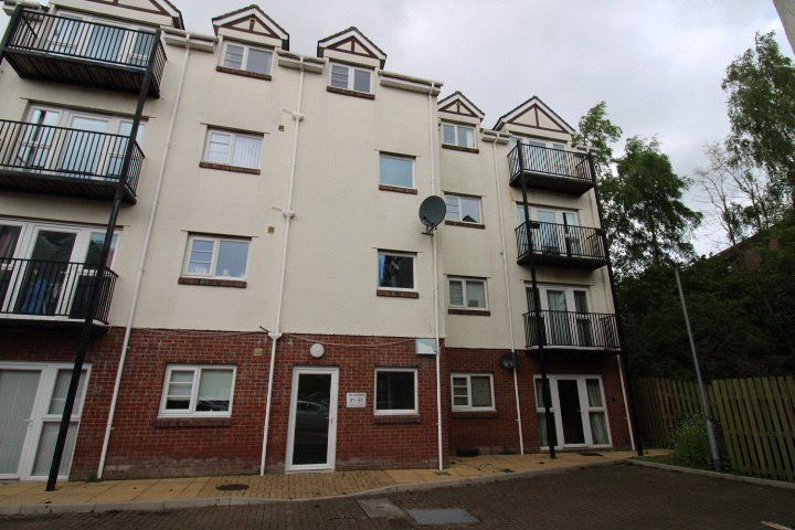 2 bed flat for sale in The Saw Mills, Port Road, Carlisle, Cumbria CA2, £65,000