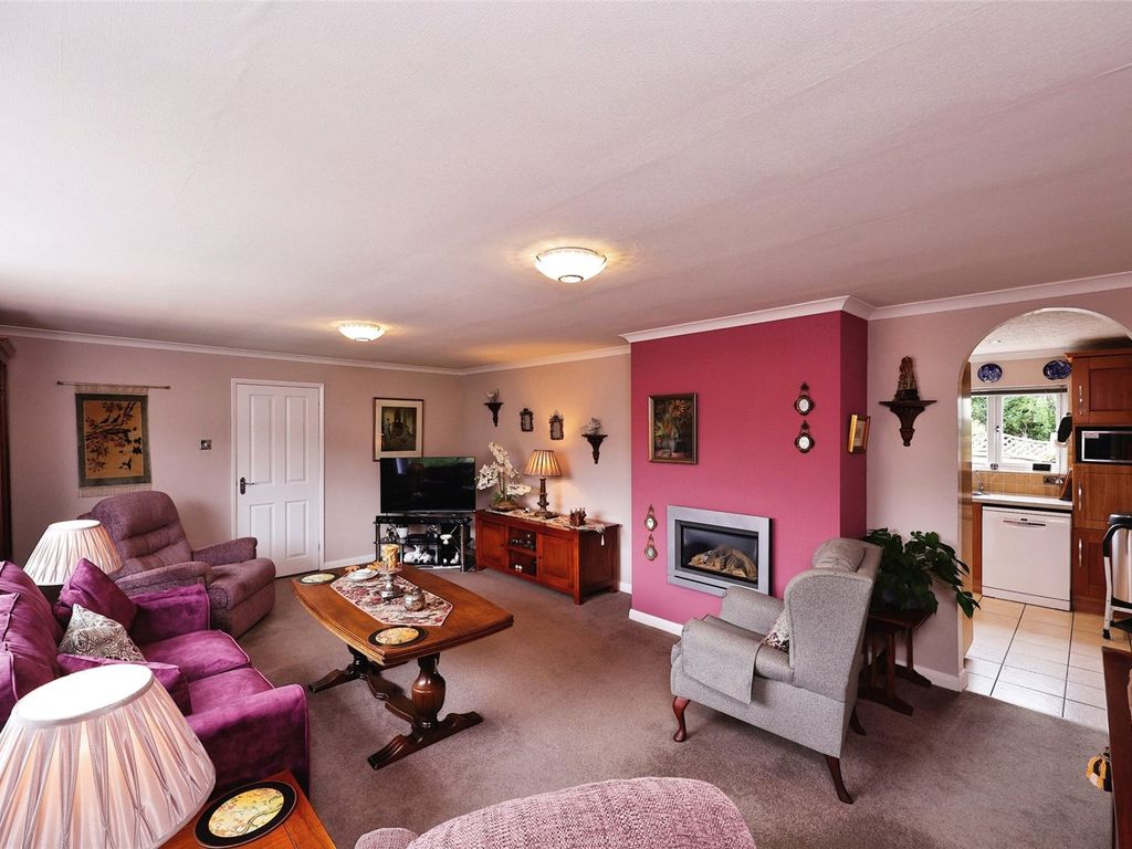 3 bed bungalow for sale in Inglewood Crescent, Carlisle, Cumbria CA2, £250,000